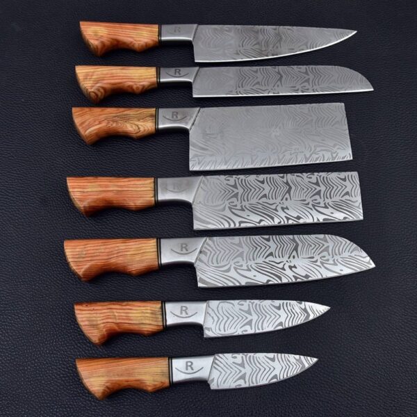 Chef Set Of 7 Knives Damascus Steel Blade Rose Wood Handle .